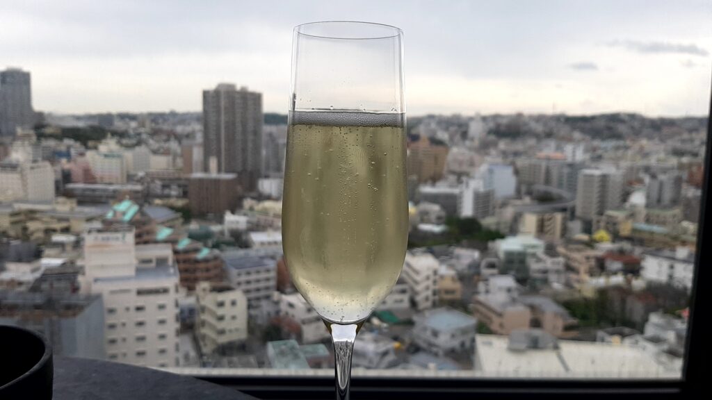 朝から飲むスパークリングワイン